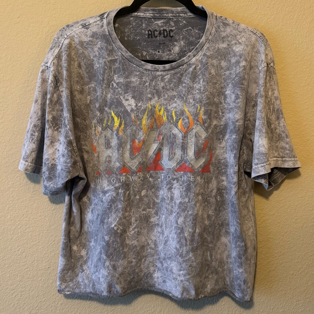 ACDC Graphic Cropped T-Shirt